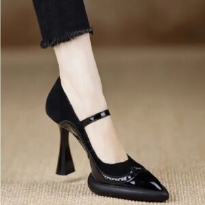 Chic Black Heels for Women